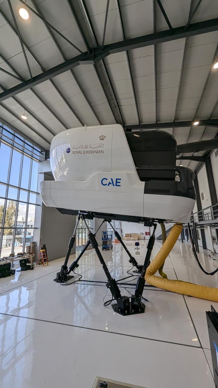legacy-flight-simulator-dismantling-and-relocation-8